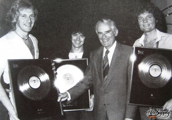 Gold Record Award Presentation Sydney 1977.jpg