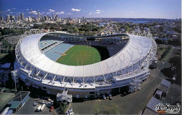 Sydney Football Stadium.jpg